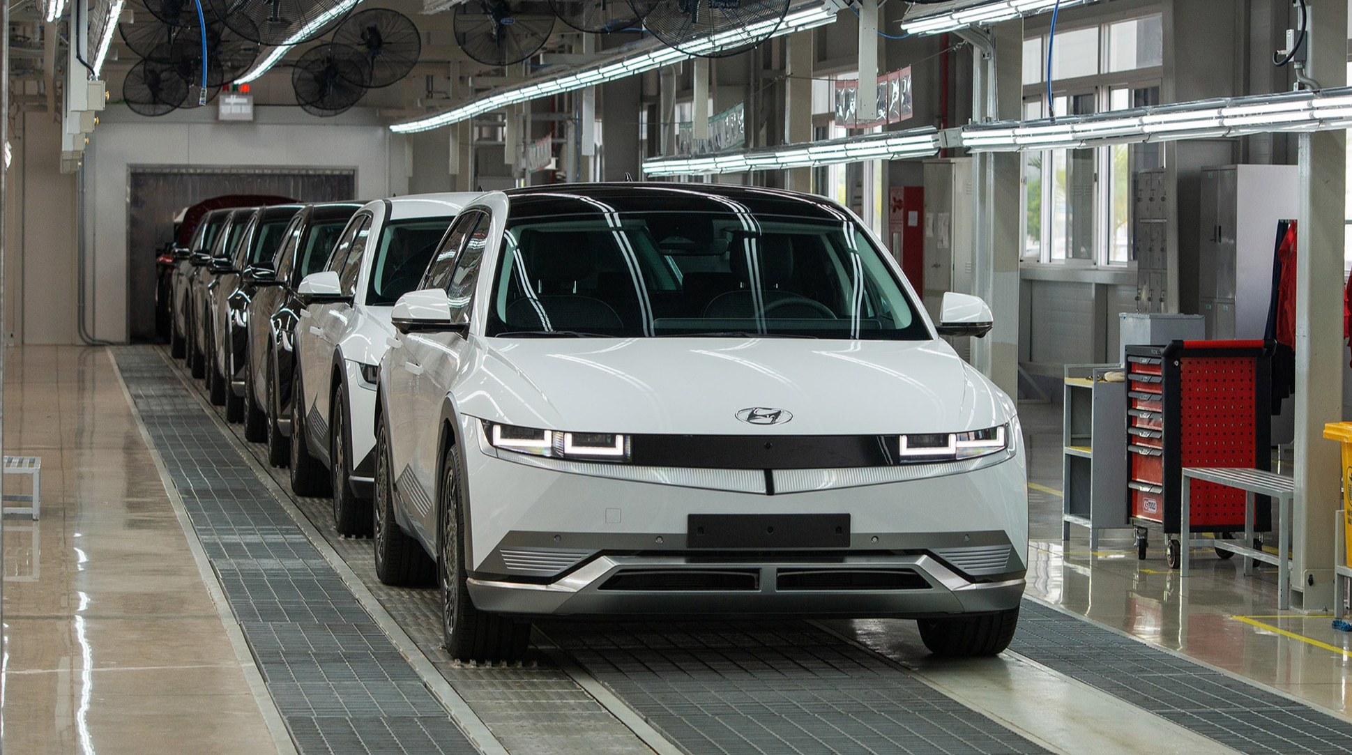 Doanh số xe điện dòng Ioniq